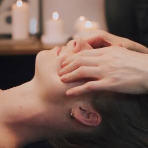 Massage Kobido - Acupuncture, vibration, réflexologie, énergie, médecine traditionnelle chinoise, soins ayurvédiques - L'origine de l'Harmonie by Nadine