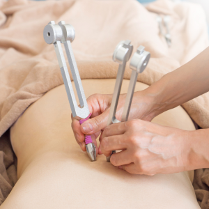 Diapasons thérapeutique - Acupuncture, vibration, réflexologie, énergie, médecine traditionnelle chinoise, soins ayurvédiques - L'origine de l'Harmonie by Nadine