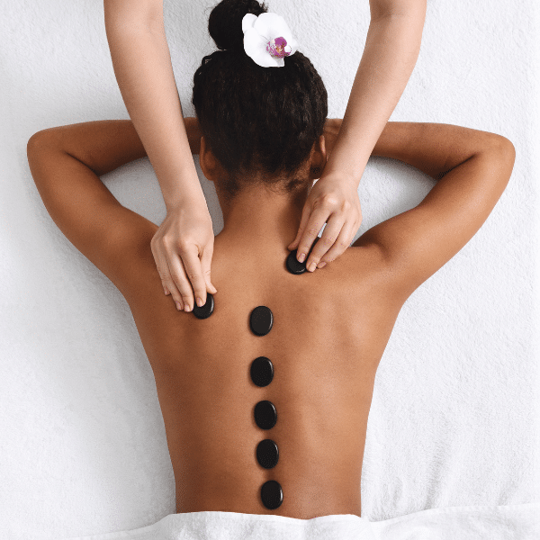 Massage aux pierres chaudes - Acupuncture, vibration, réflexologie, énergie, médecine traditionnelle chinoise, soins ayurvédiques - L'origine de l'Harmonie by Nadine