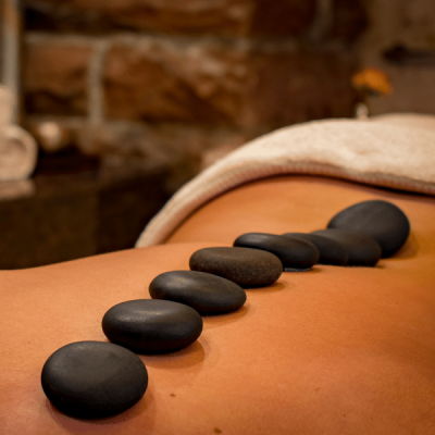 Massage aux pierres chaudes - Acupuncture, vibration, réflexologie, énergie, médecine traditionnelle chinoise, soins ayurvédiques - L'origine de l'Harmonie by Nadine